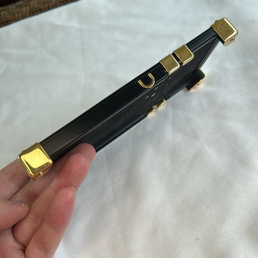Louis Vuitton Trunk Reverse Monogram IPhone X Phone Case With Strap - Picture 8 of 14